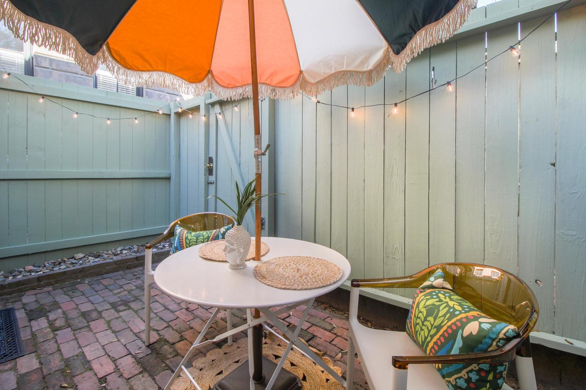 Apartamento Private Patio Retreat In Charming Downtown Savannah Exterior foto