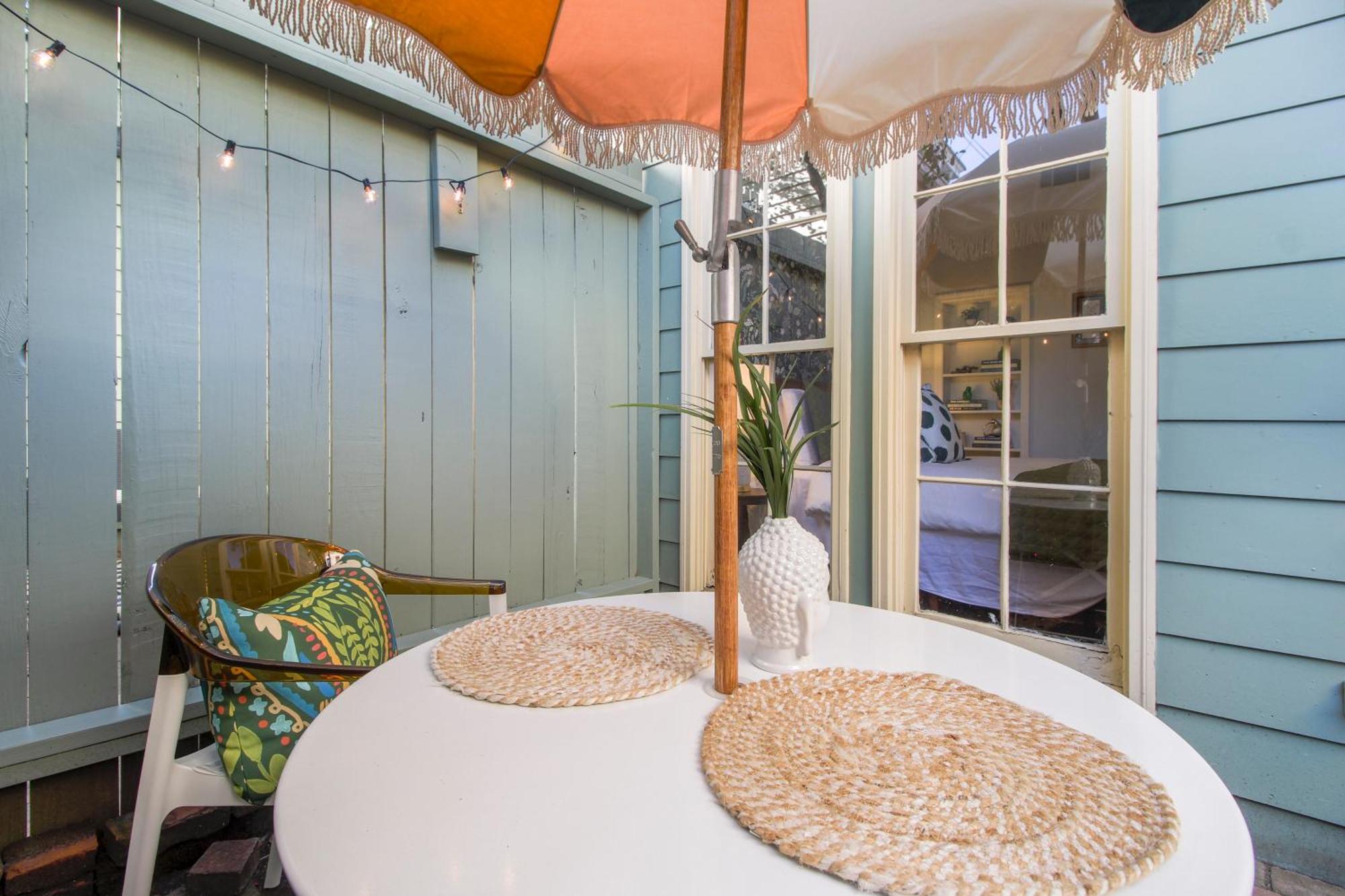 Apartamento Private Patio Retreat In Charming Downtown Savannah Exterior foto